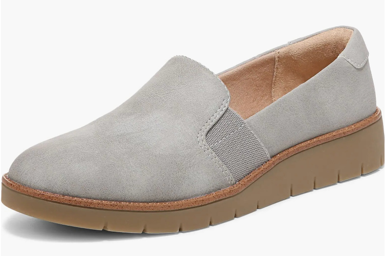 Slip on shoes 2025 for older ladies